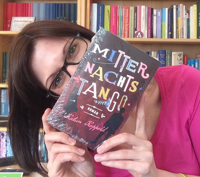 Autorinnenzeit – Kaufe das Buch einer Autorin